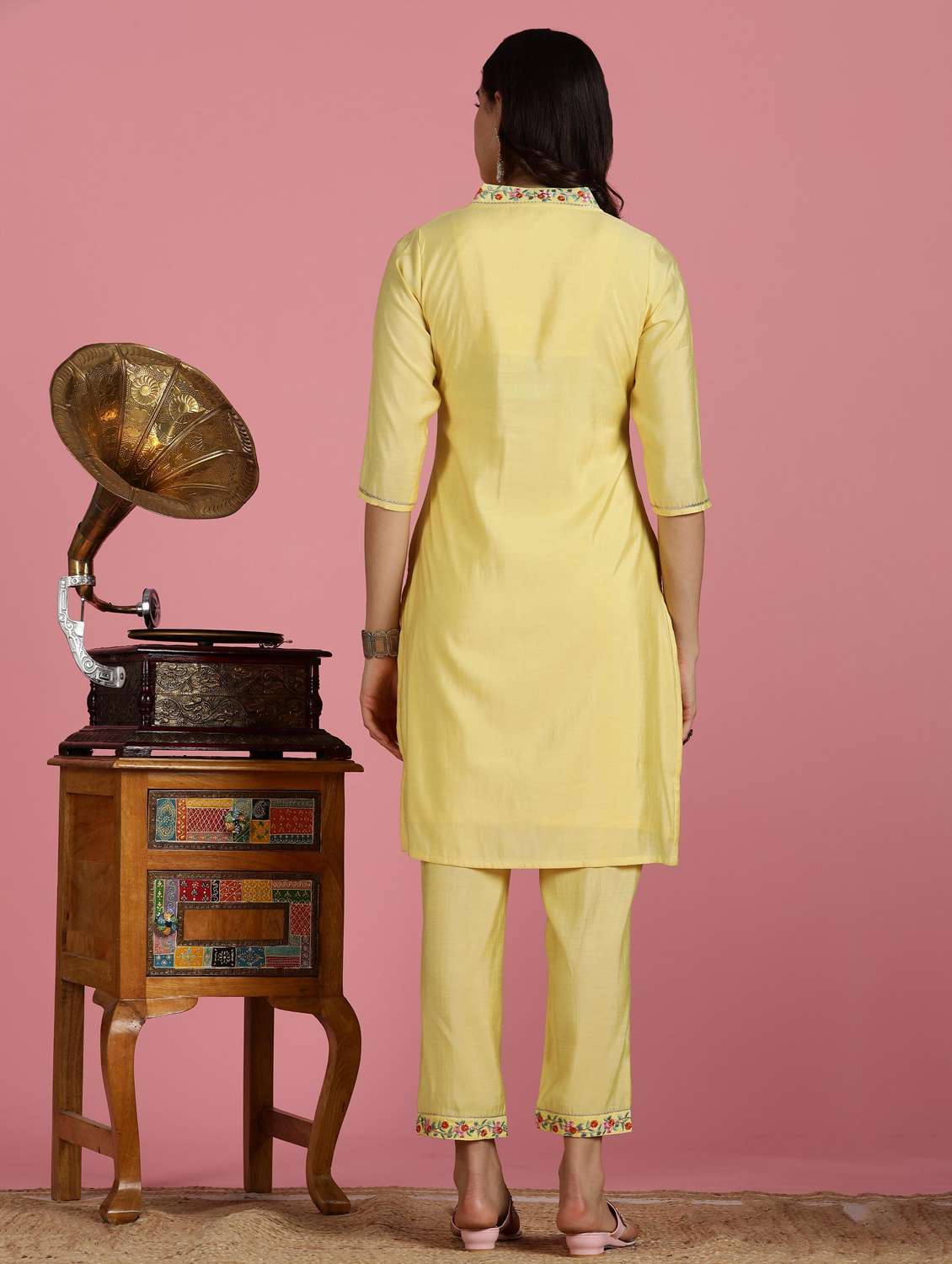 women embroidered three quarter sleeve kurta pant set - 22083652 -  Standard Image - 4