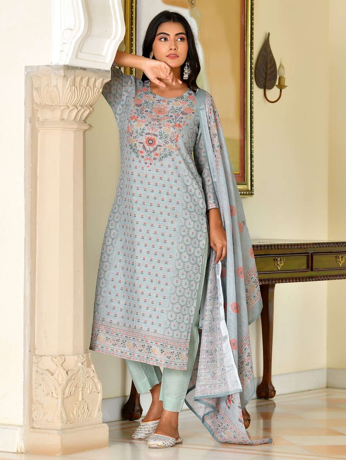 women floral three quarter sleeve kurta pant with dupatta set - 22083997 - Standard Image - 1