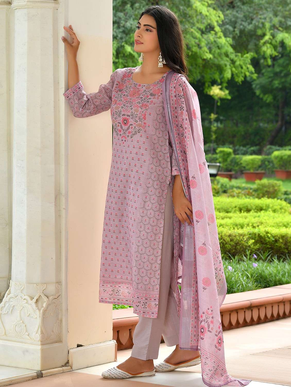 women floral three quarter sleeve kurta pant with dupatta set - 22083998 - Standard Image - 1