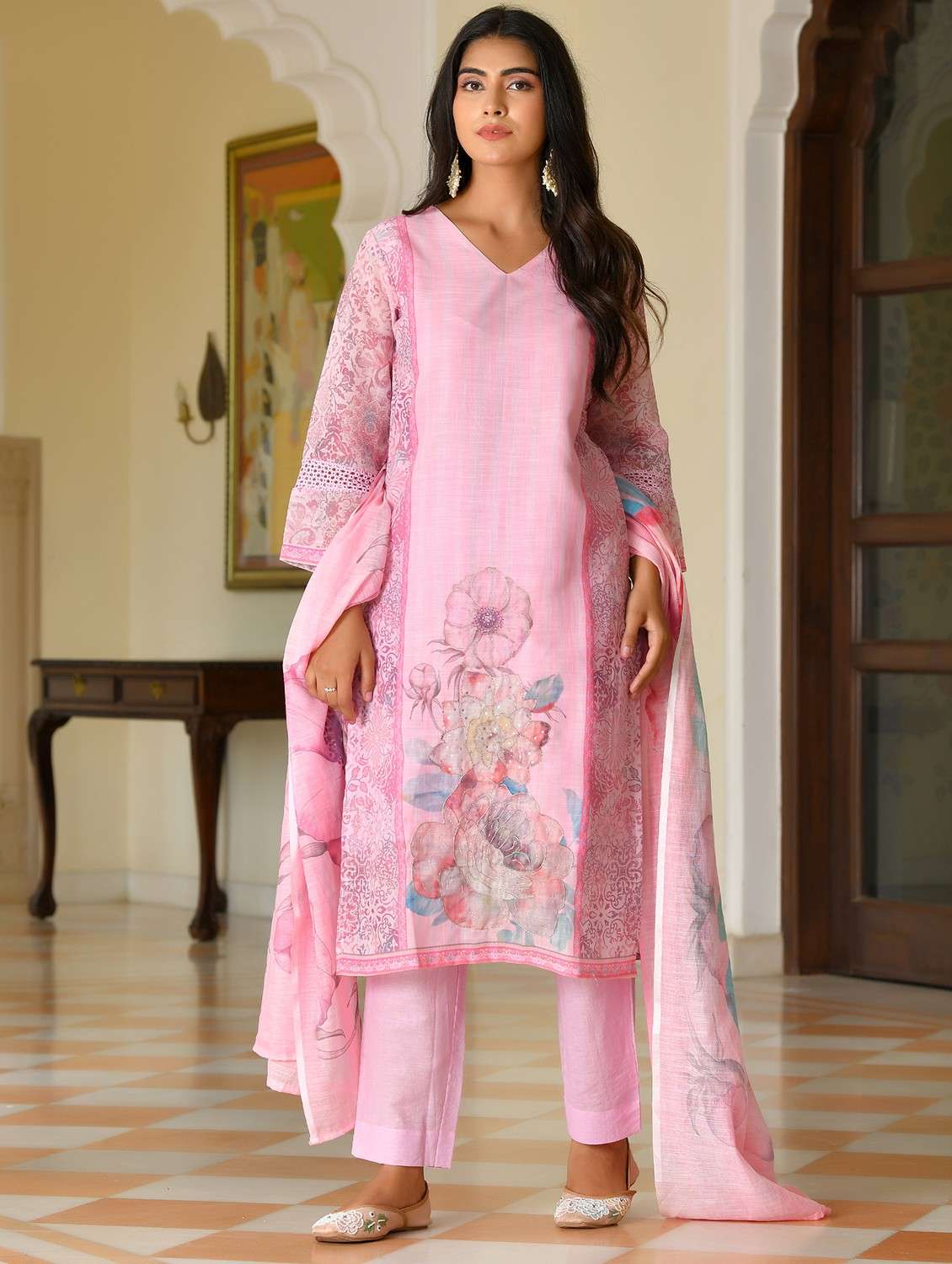 women floral three quarter sleeve kurta pant with dupatta set