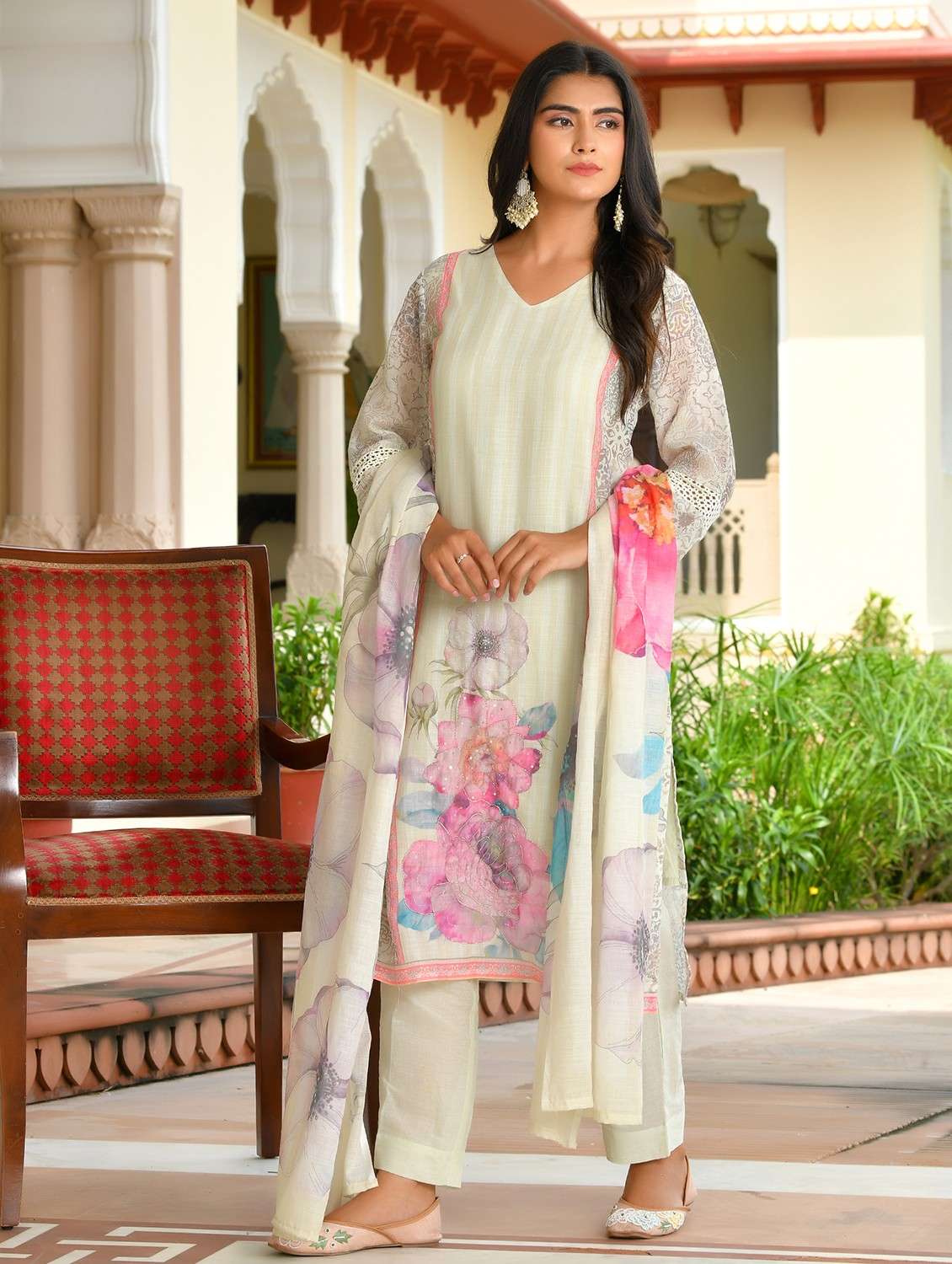 women floral three quarter sleeve kurta pant with dupatta set - 22084010 - Standard Image - 1