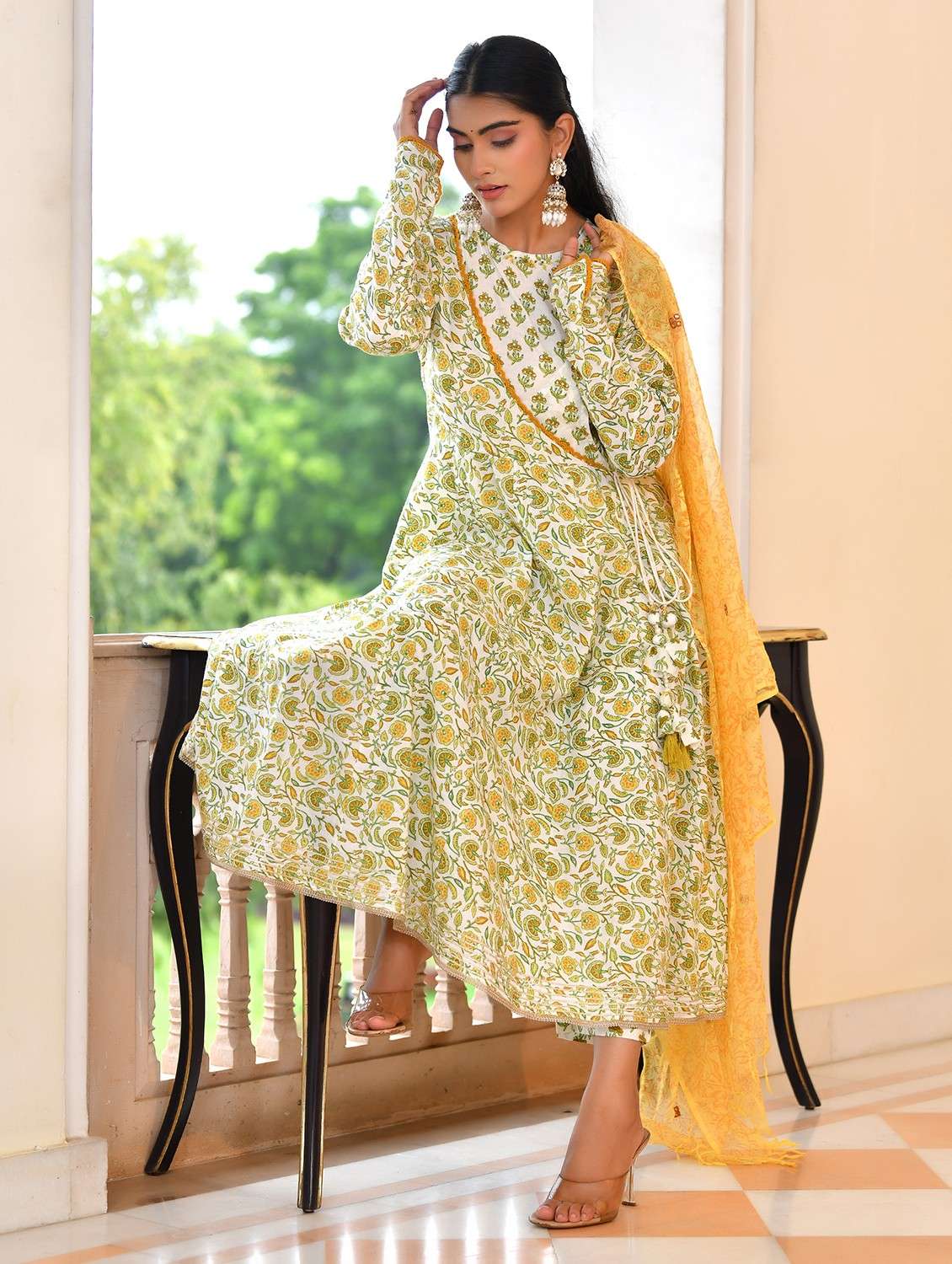 women floral printed long sleeve kurta pant with dupatta set - 22084016 -  Standard Image - 1