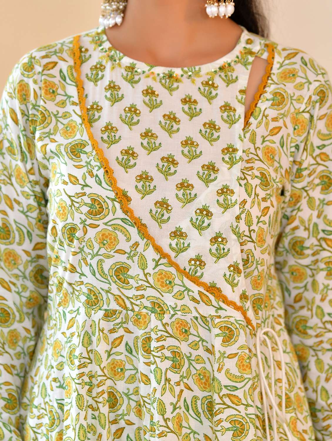 women floral printed long sleeve kurta pant with dupatta set - 22084016 - Standard Image - 4
