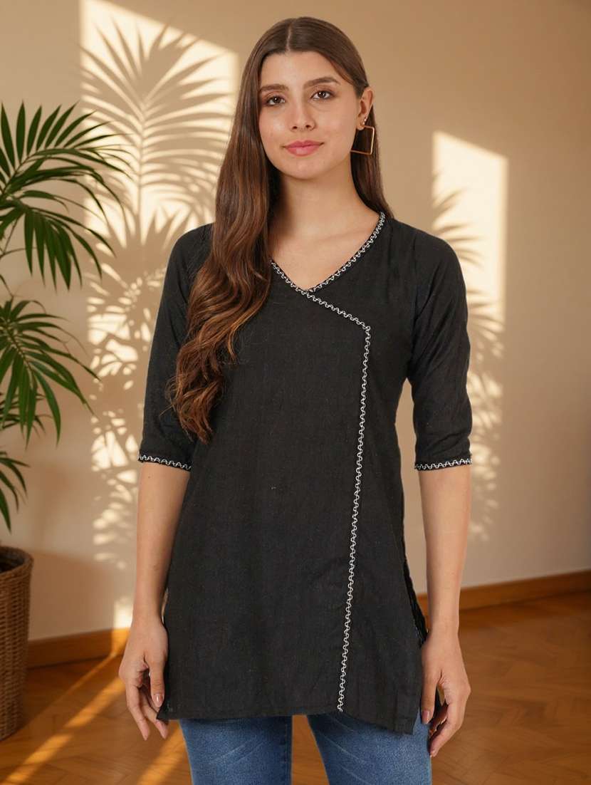 Women Embroidered Three Quarter Sleeve Straight Kurti - 22084053 -  Standard Image - 1