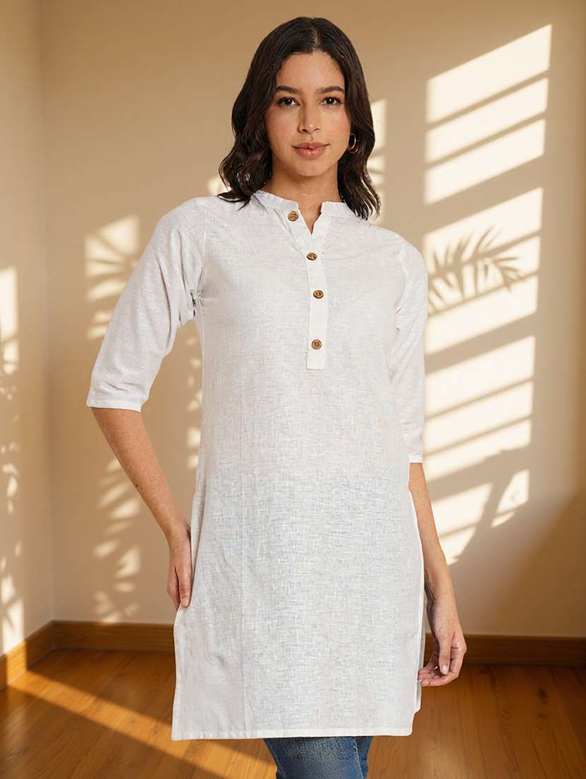 women solid three quarter sleeve straight kurti