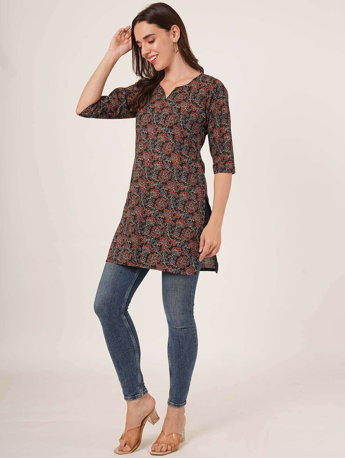 women printed three quarter sleeve straight kurti - 22084073 -  Standard Image - 4
