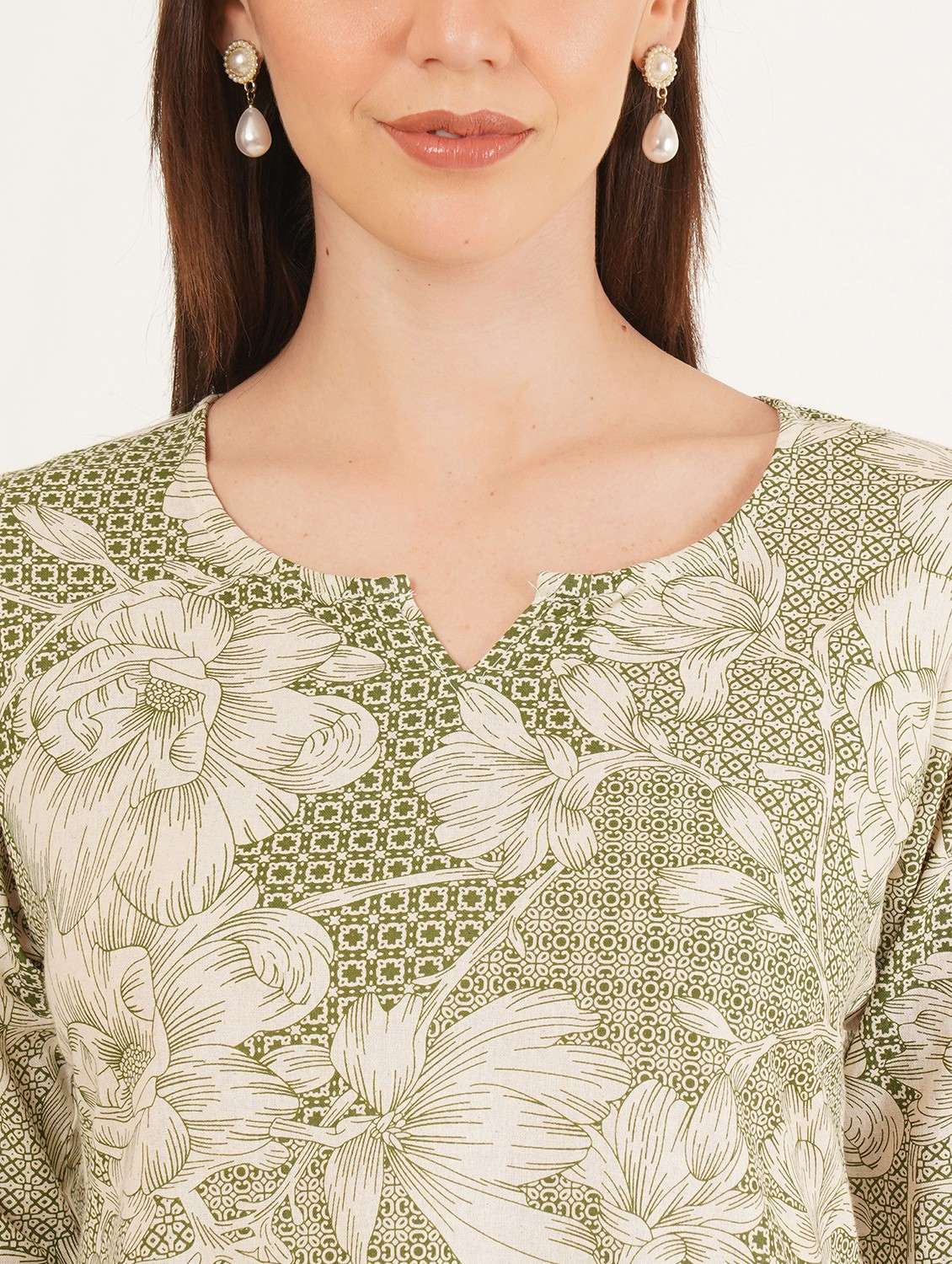 women floral printed three quarter sleeve straight kurti - 22084080 -  Standard Image - 4