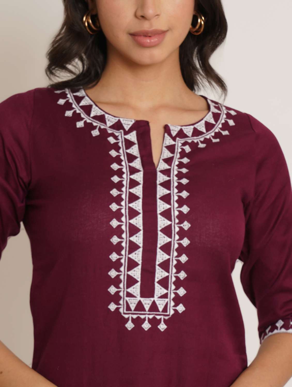 women embroidered three quarter sleeve straight kurti - 22084144 - Standard Image - 4