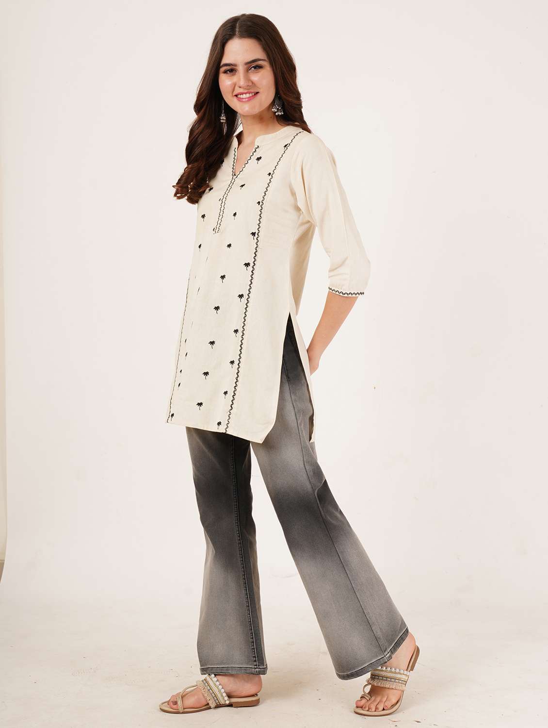 women embroidered three quarter sleeve straight kurti - 22084145 - Standard Image - 6