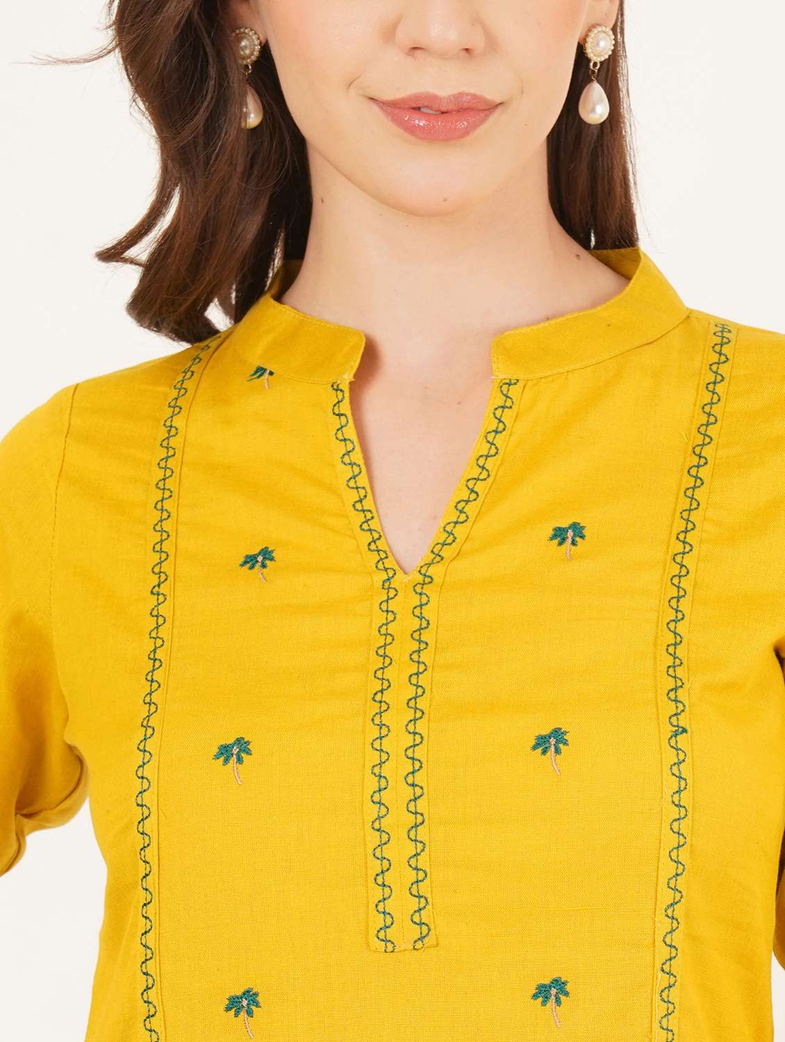 women embroidered three quarter sleeve straight kurti - 22084147 - Standard Image - 4