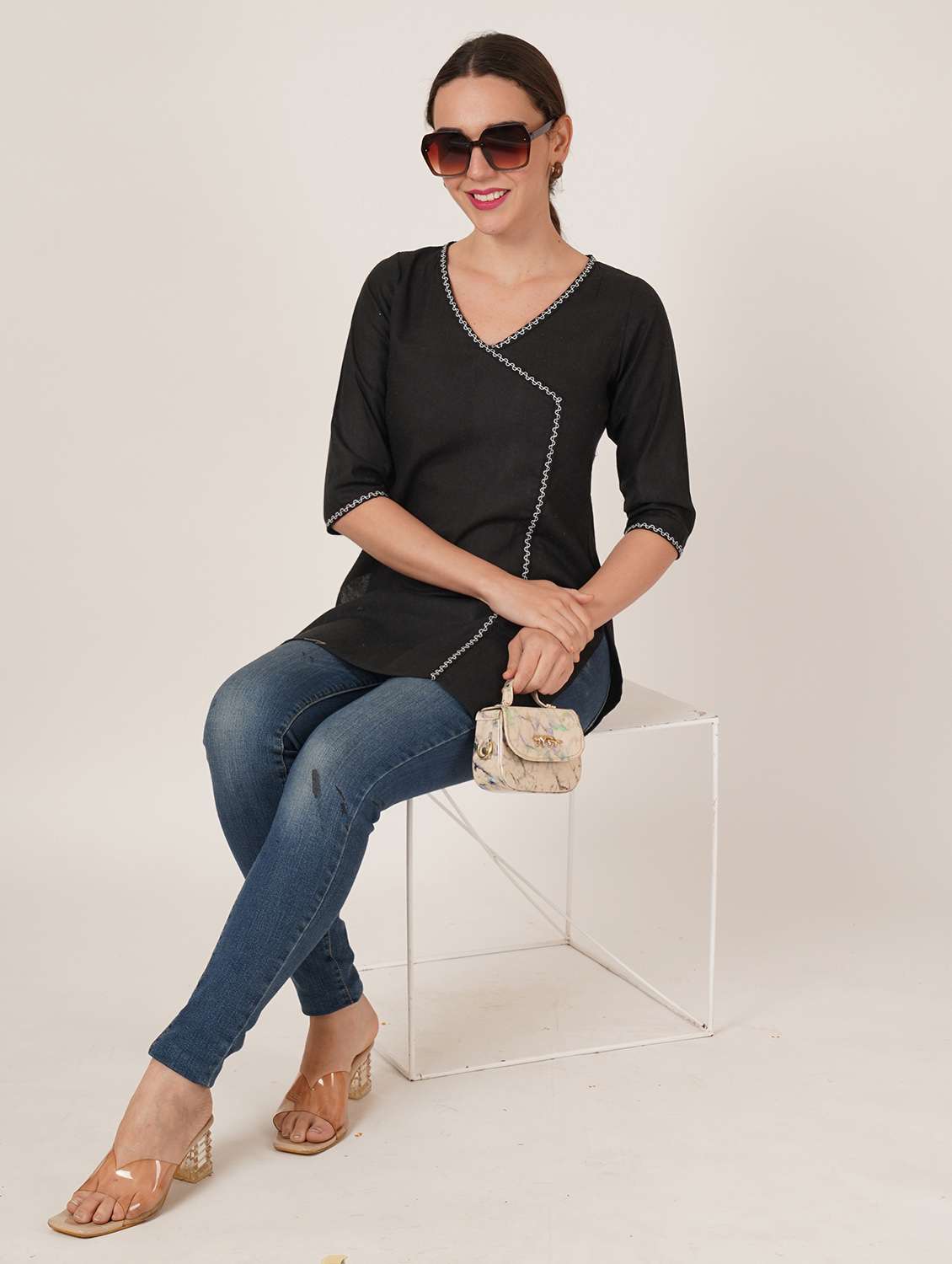 women embroidered three quarter sleeve straight kurti - 22084151 -  Standard Image - 4