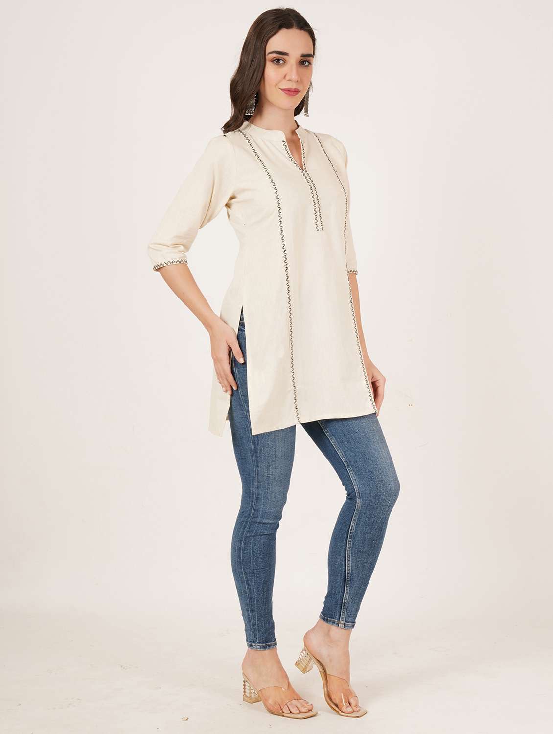 women embroidered three quarter sleeve straight kurti - 22084153 -  Standard Image - 4