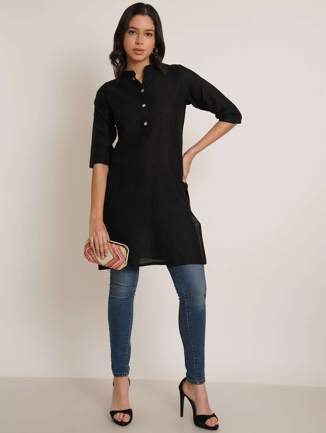 women solid three quarter sleeve straight kurti - 22084161 - Standard Image - 4
