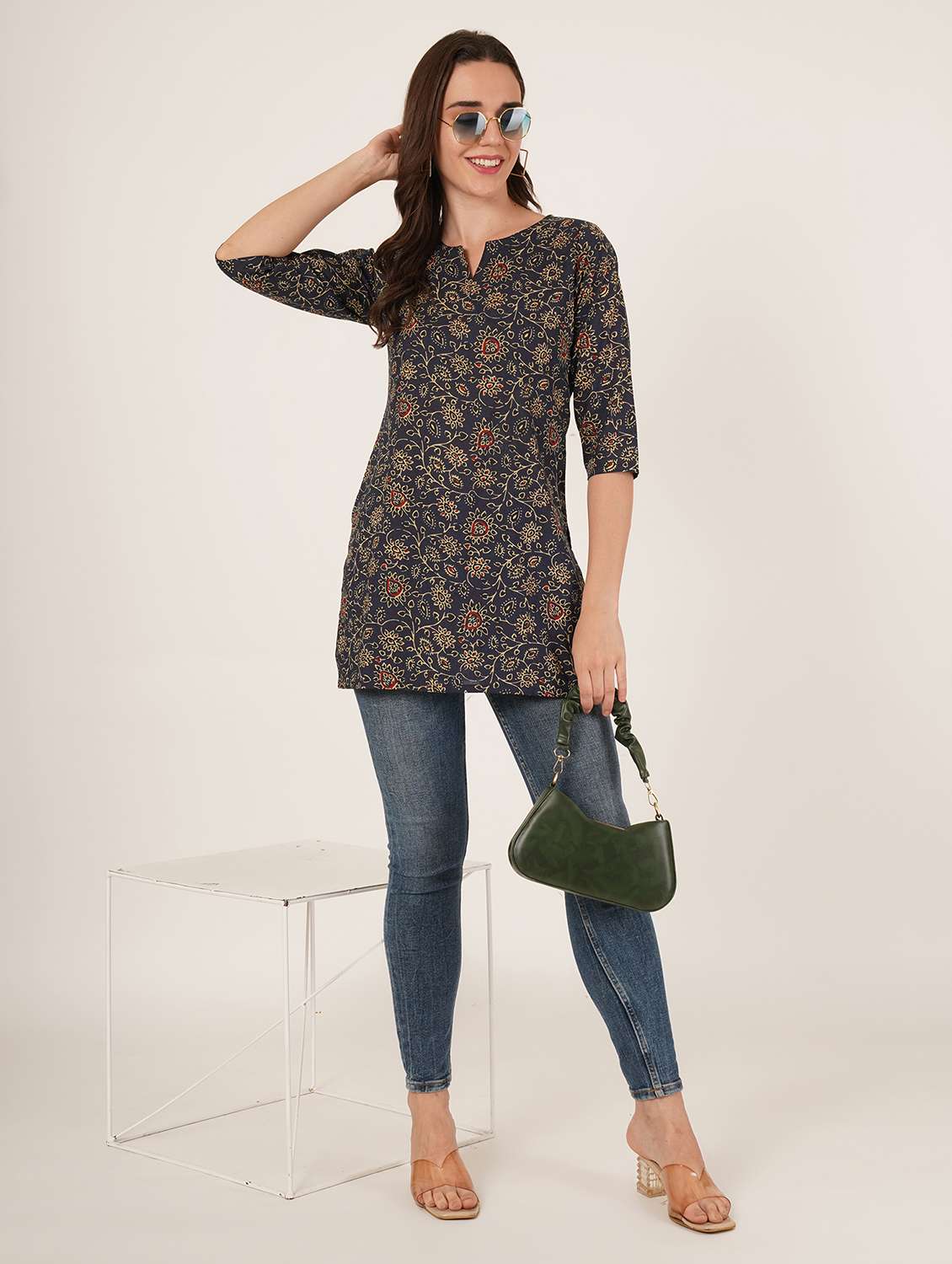 women printed three quarter sleeve straight kurti - 22084169 -  Standard Image - 4