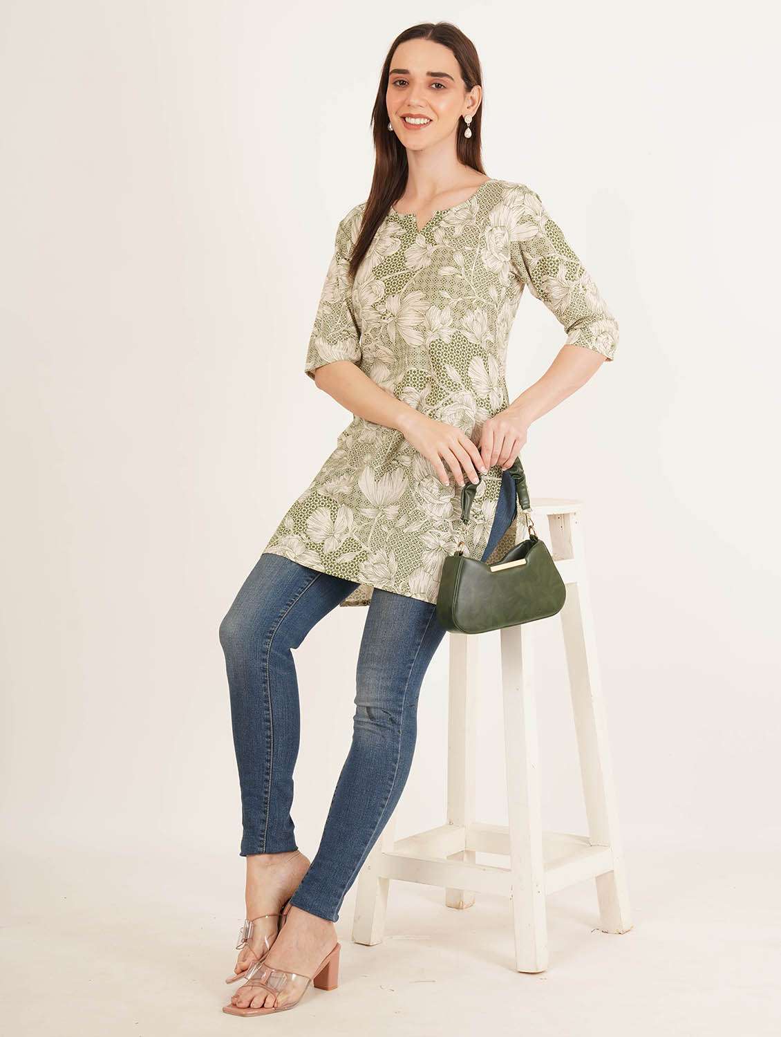 women printed three quarter sleeve straight kurti - 22084178 - Standard Image - 4