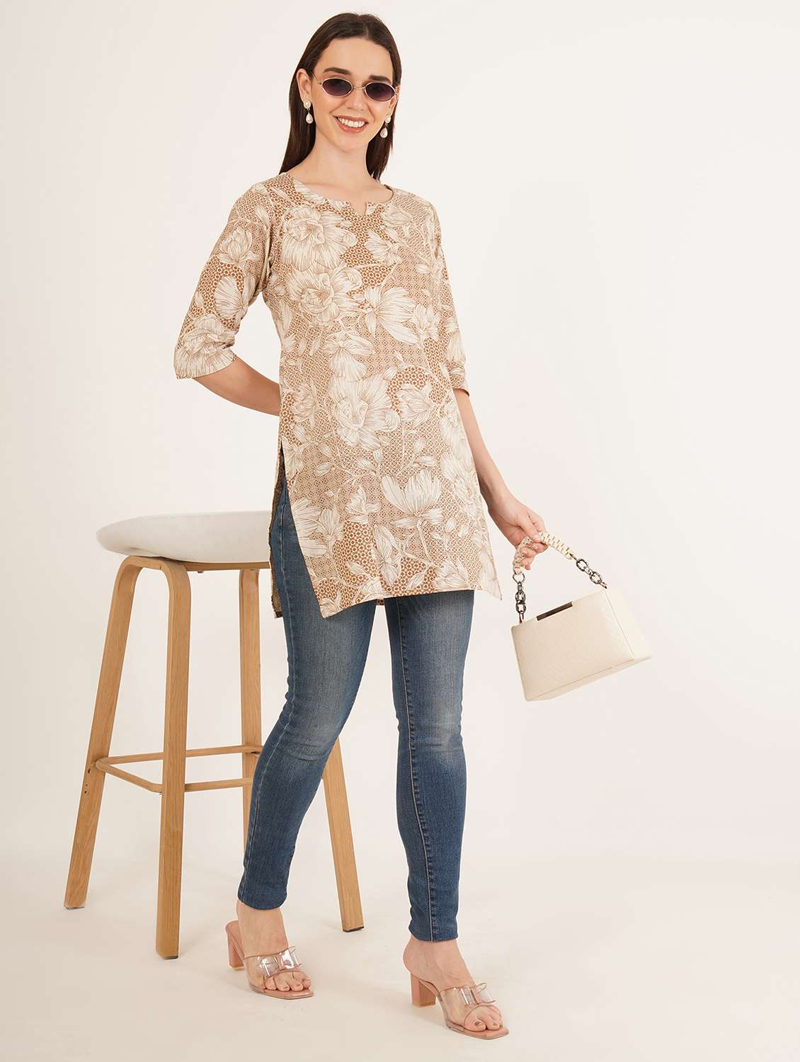 women printed three quarter sleeve straight kurti - 22084179 -  Standard Image - 4