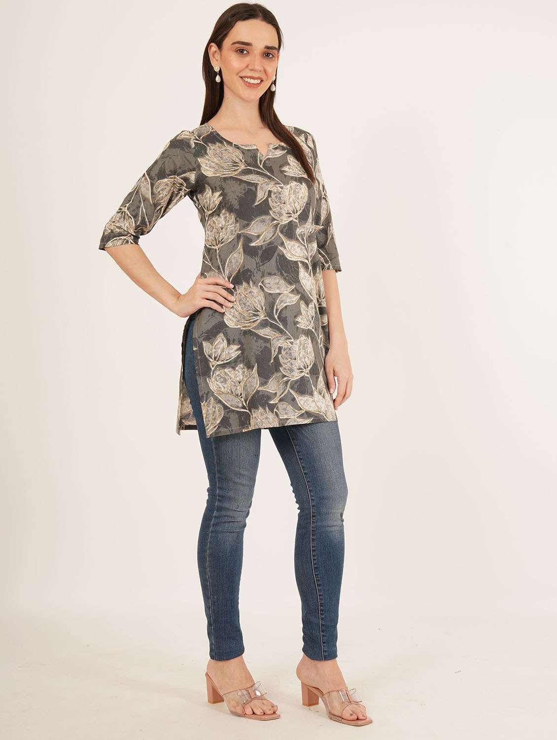 women printed three quarter sleeve straight kurti - 22084180 -  Standard Image - 4