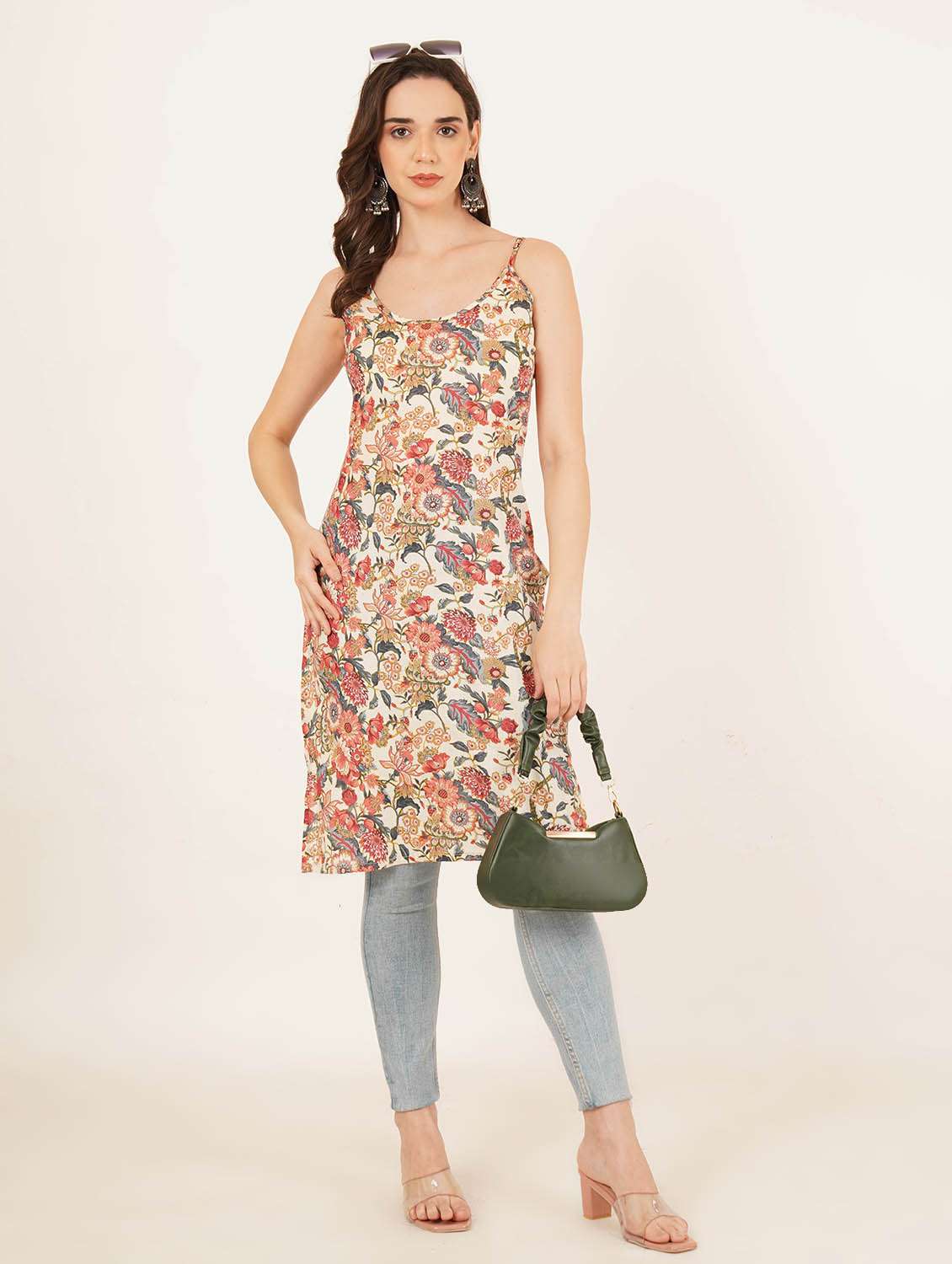 women floral printed sleeveless straight kurta - 22084200 - Zoom Image - 0