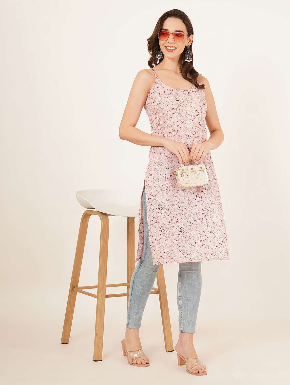 women floral printed sleeveless straight kurta