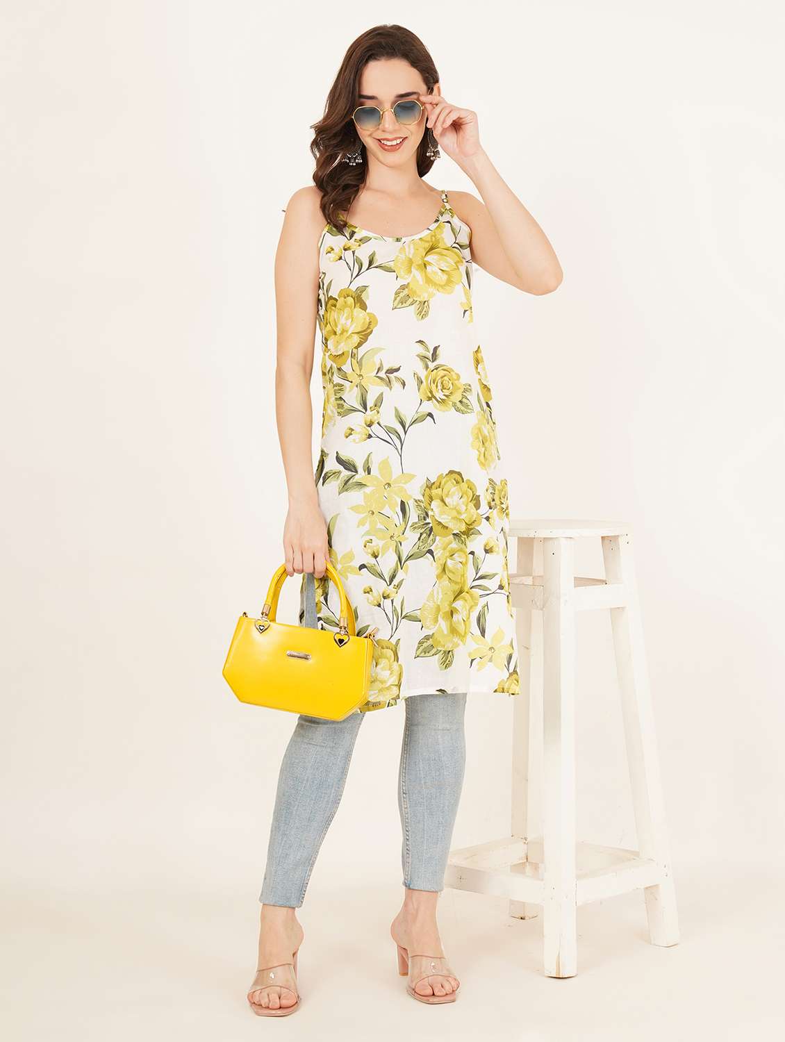 women floral printed sleeveless straight kurta - 22084203 - Standard Image - 6