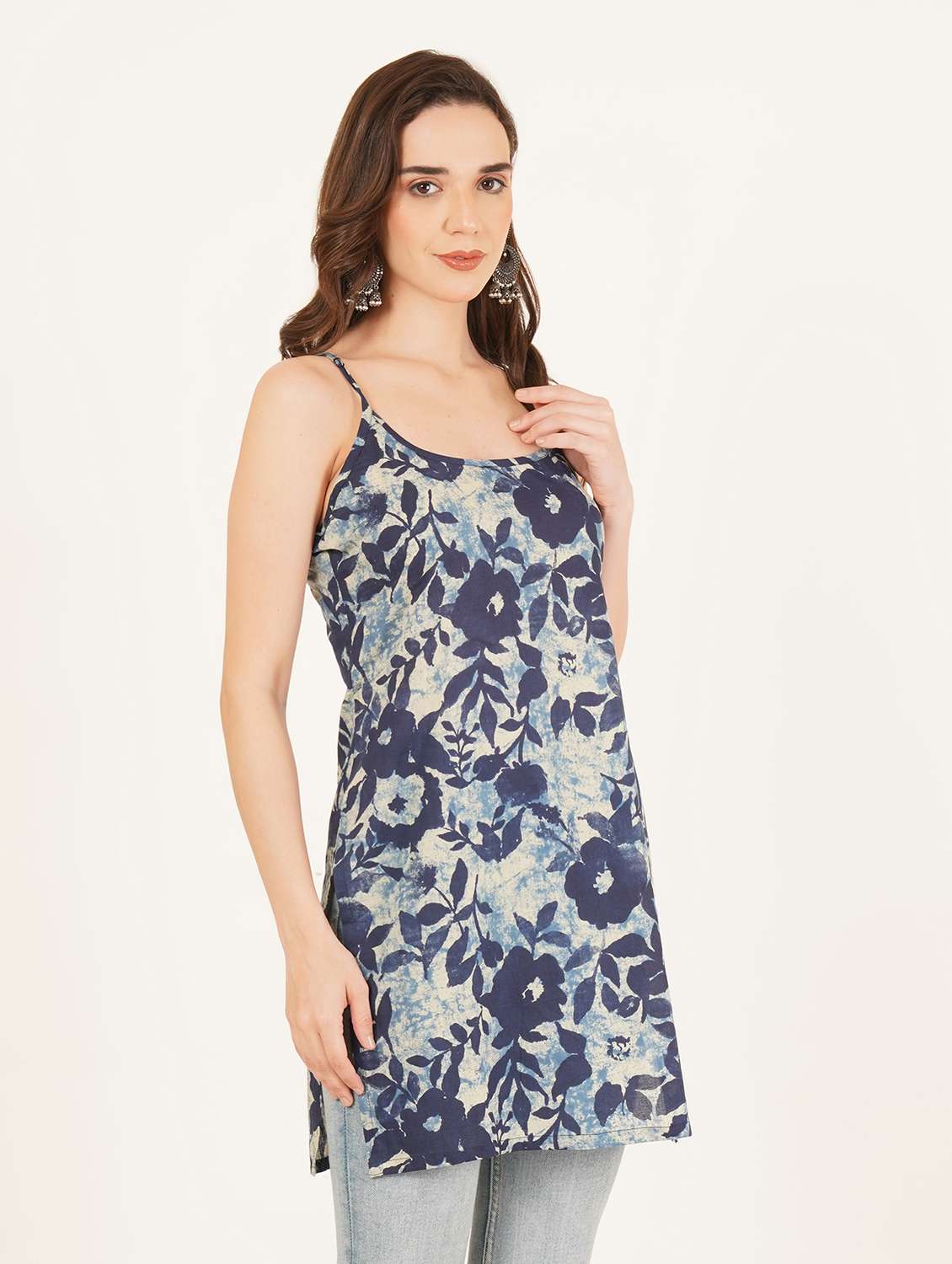 women floral printed sleeveless straight kurti - 22084205 -  Standard Image - 1