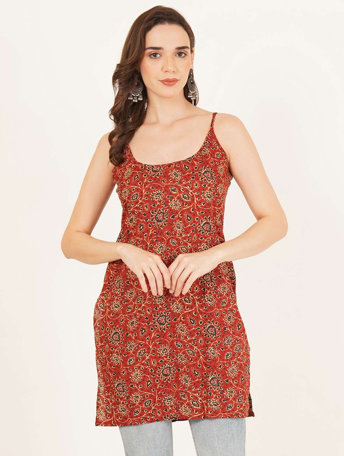 women printed sleeveless straight kurti