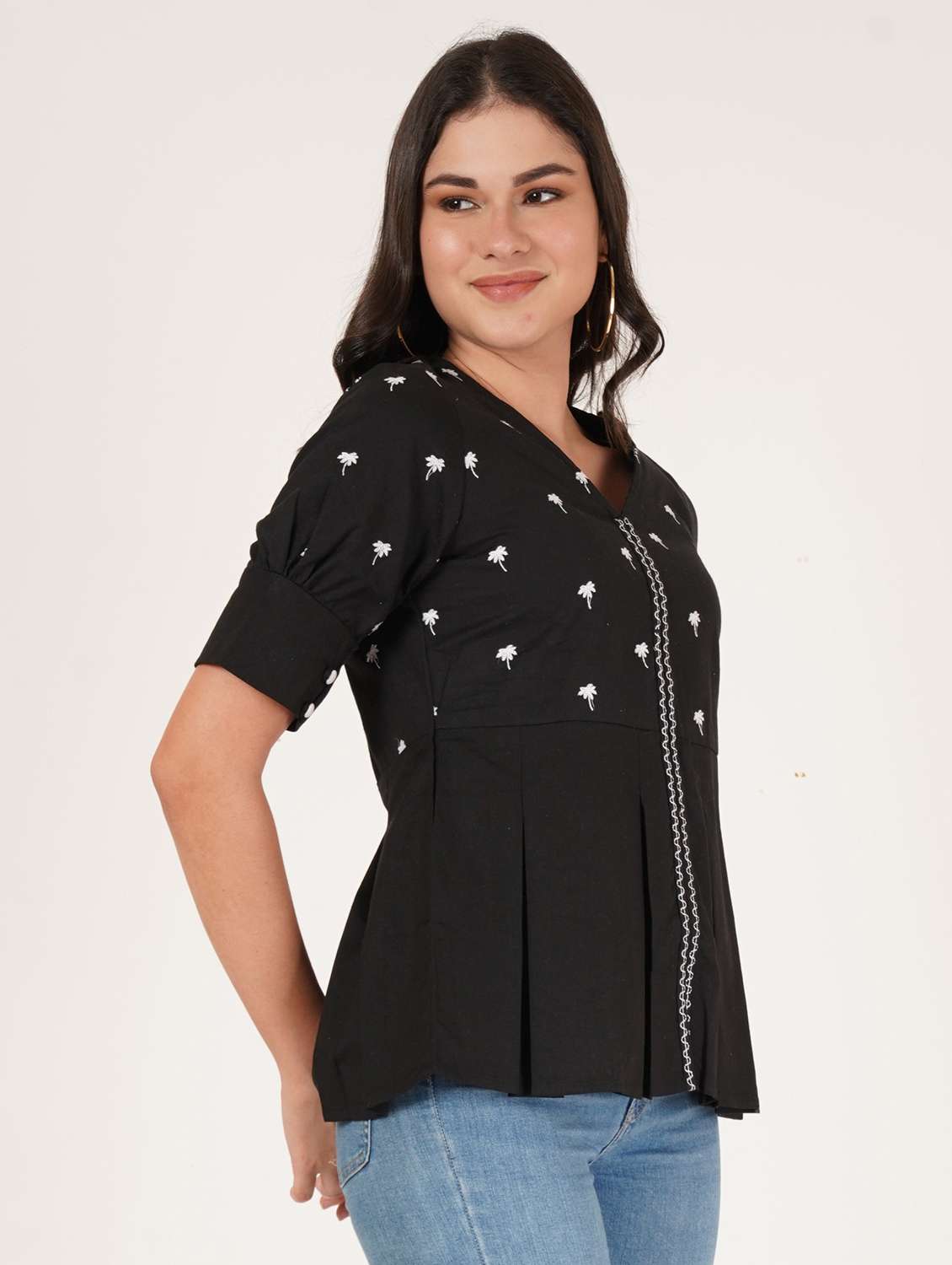 women embroidered short sleeve a-line kurti - 22084214 -  Standard Image - 1