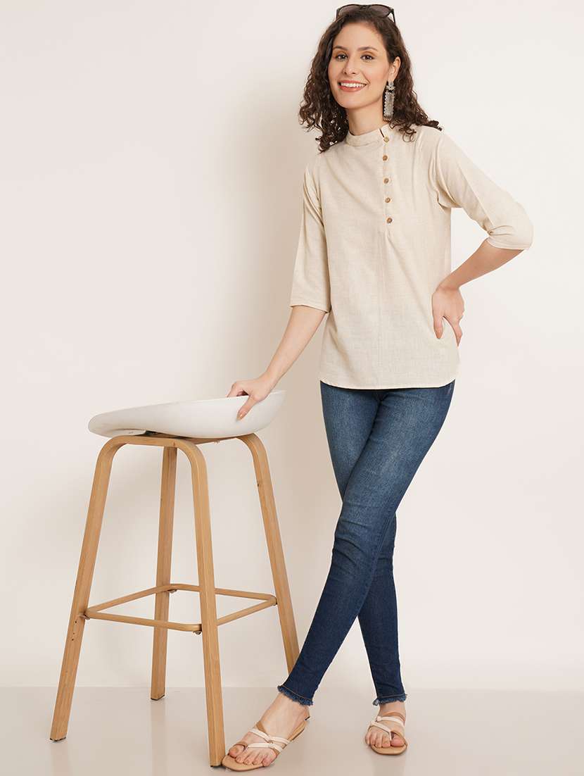 women solid three quarter sleeve staright kurti - 22084219 - Standard Image - 4