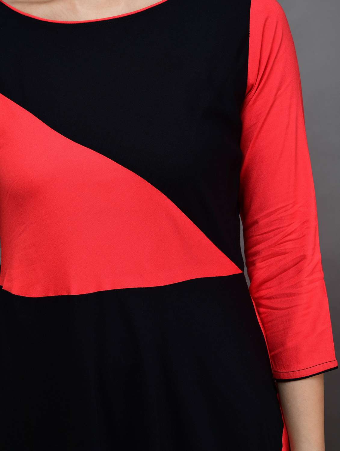women color blocked three quarter sleeve dress - 22084251 -  Standard Image - 4