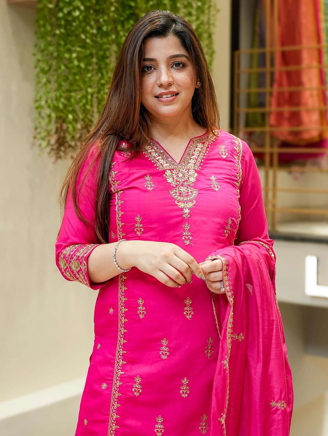 women embroidered three quarter sleeve kurta pant with dupatta set - 22084529 - Standard Image - 4