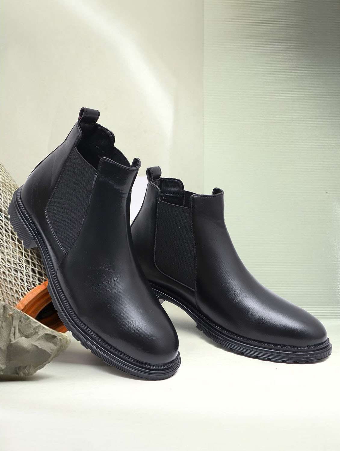 men black slip on boot