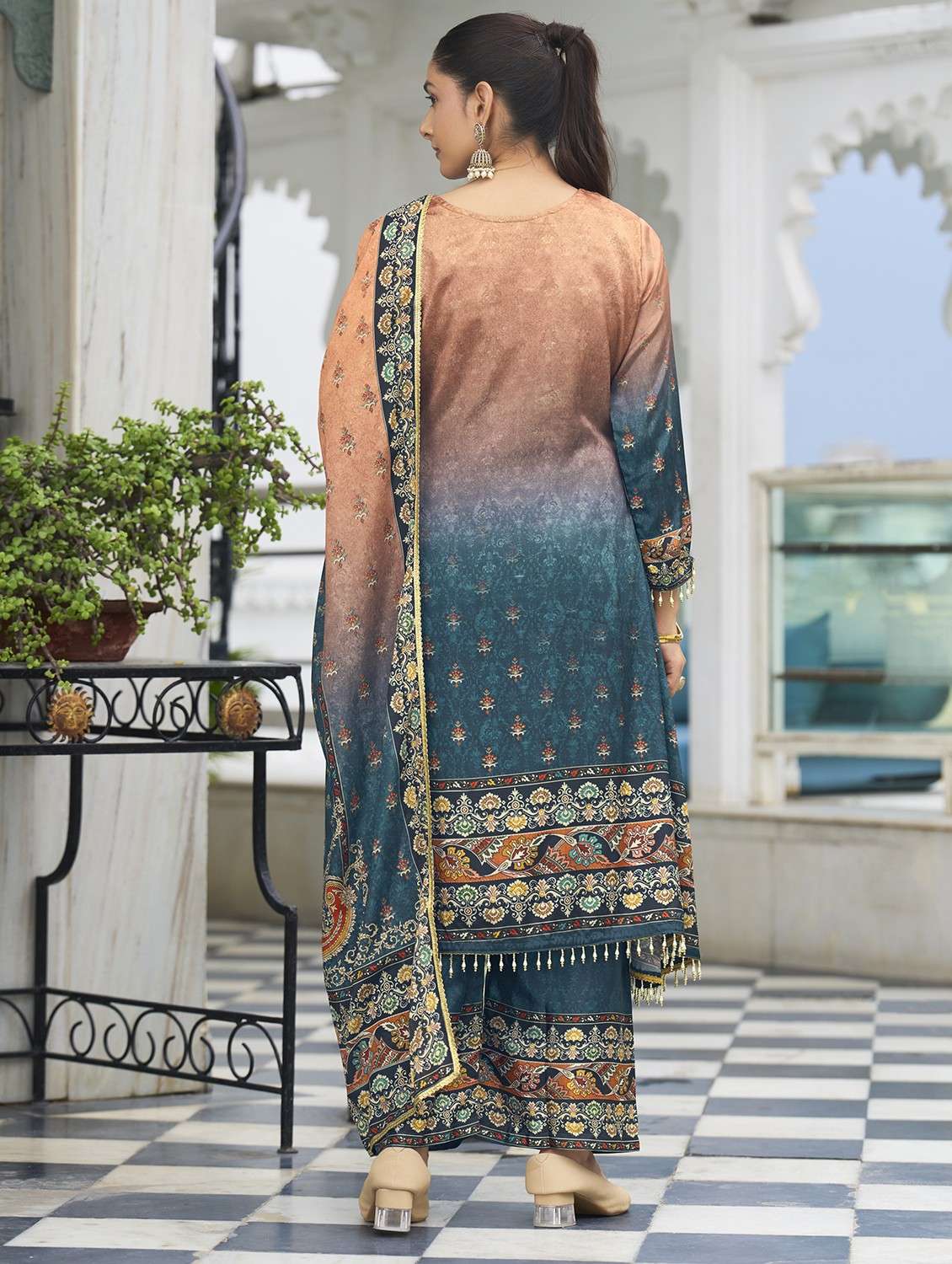 Women Printed Long Sleeve Kurta Palazzo With Dupatta Set