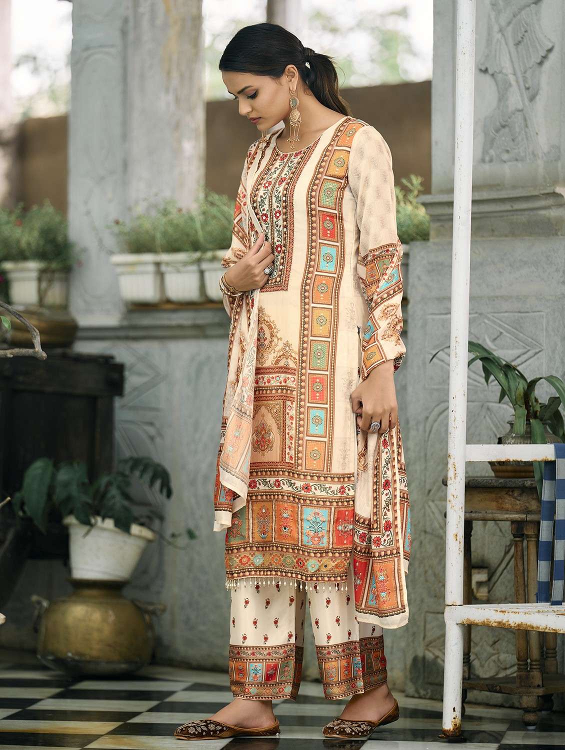 Women Printed Three Quarter Sleeve Kurta Palazzo With Dupatta Set