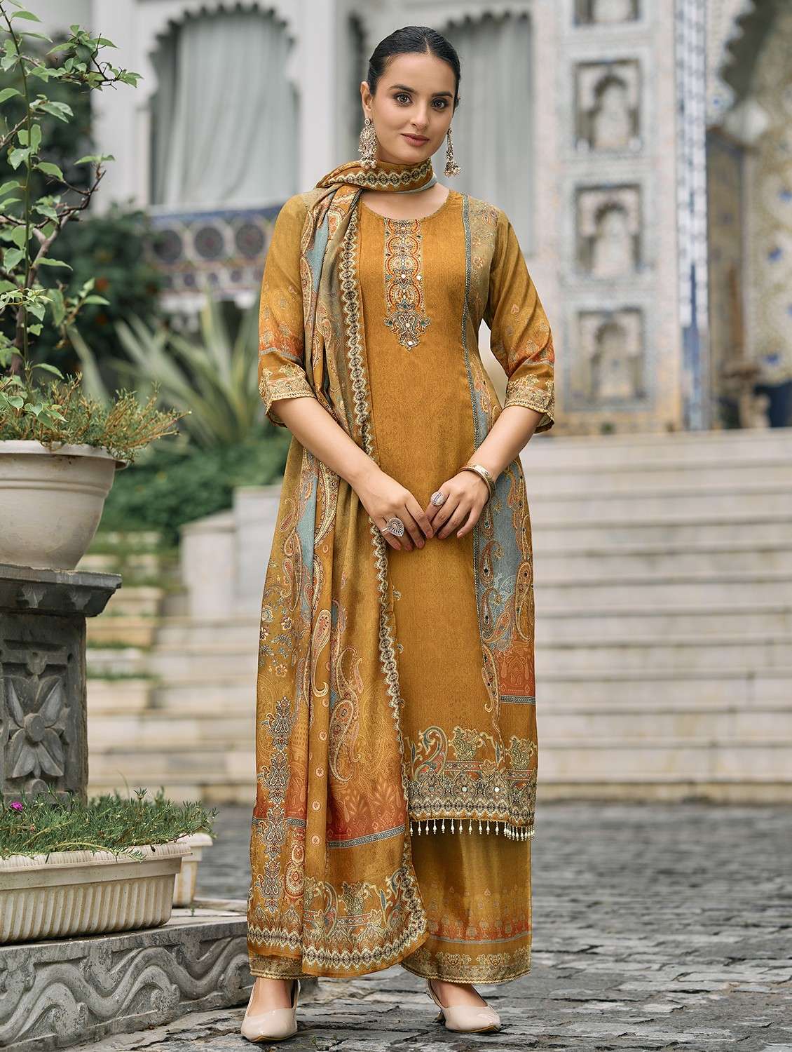 women printed three quarter sleeve kurta palazzo with dupatta set - 22084662 -  Standard Image - 1