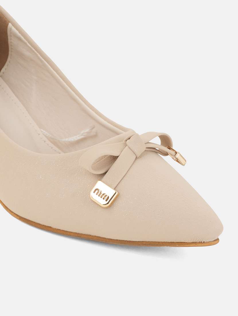 women cream slip on pump - 22084670 - Standard Image - 4