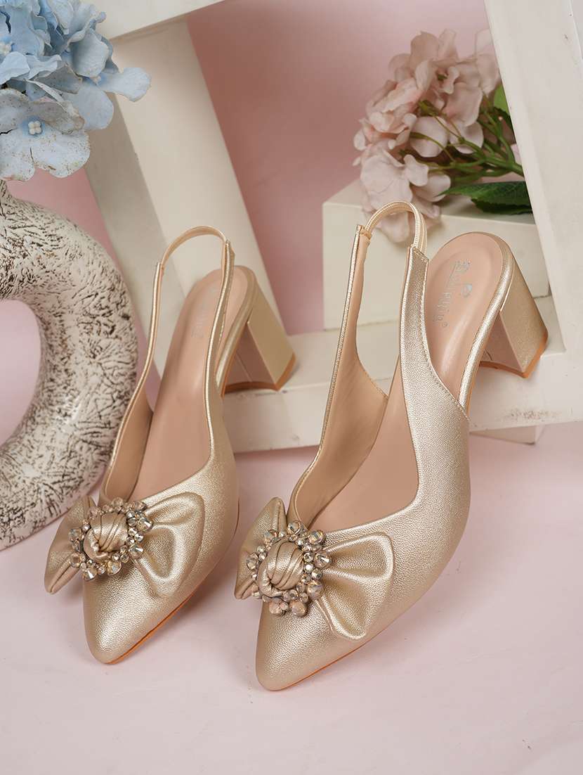 women solid back strap block heel sandals - 22084742 - Zoom Image - 0