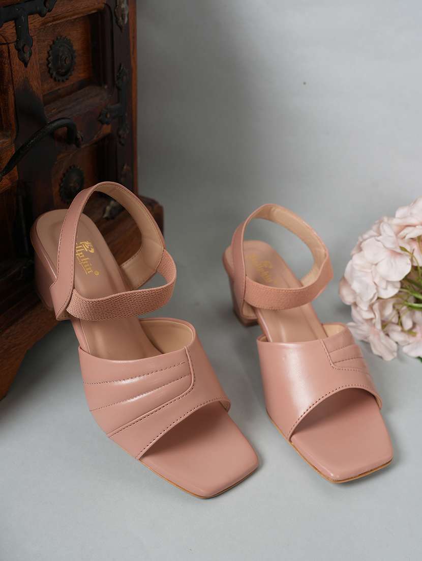 women solid back strap block heel sandals - 22084752 - Zoom Image - 0