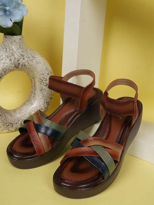 women solid back strap platform wedges - 22084757 - Standard Image - 0