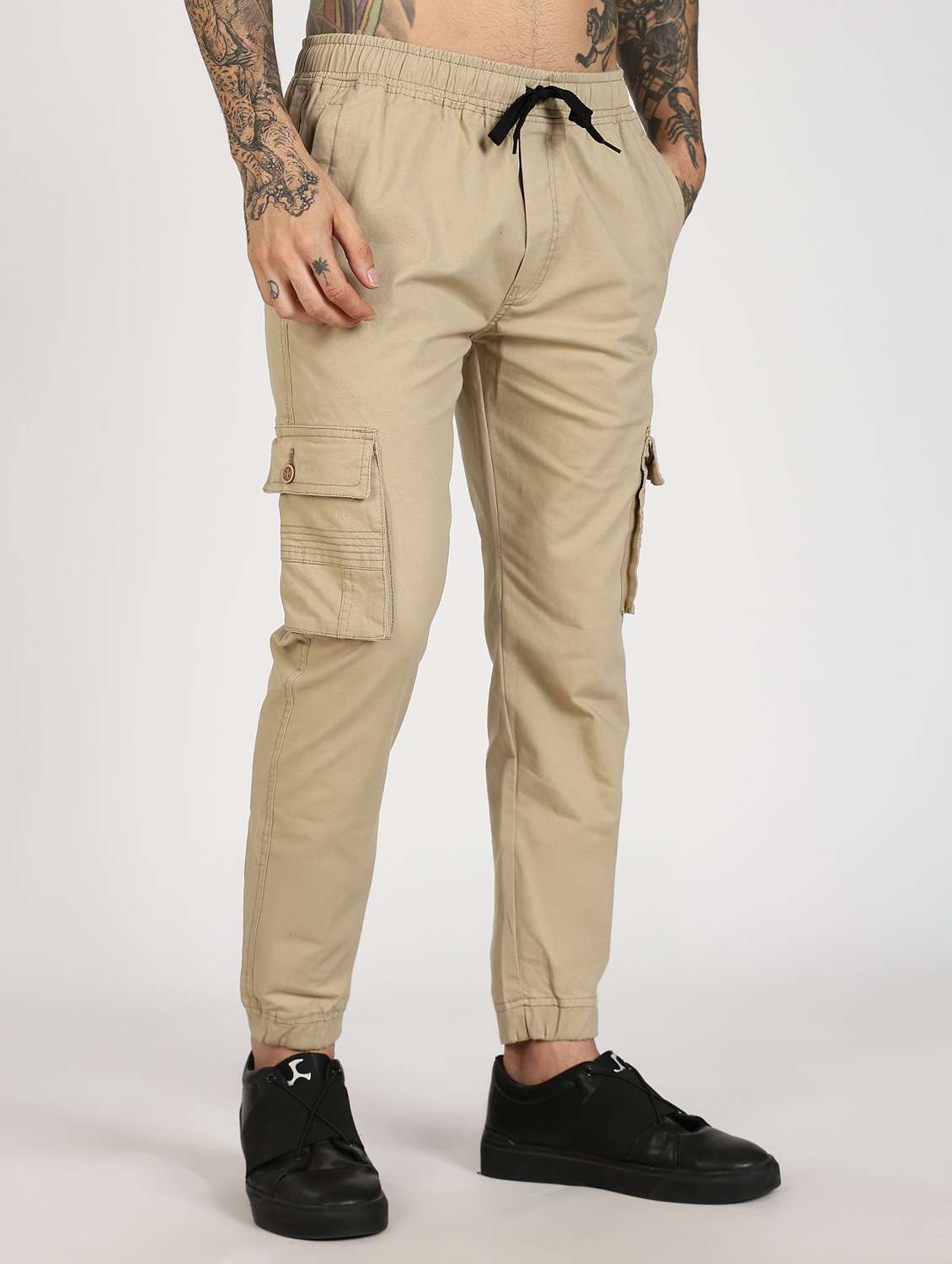 men solid mid rise regular fit jogger - 22084816 -  Standard Image - 1