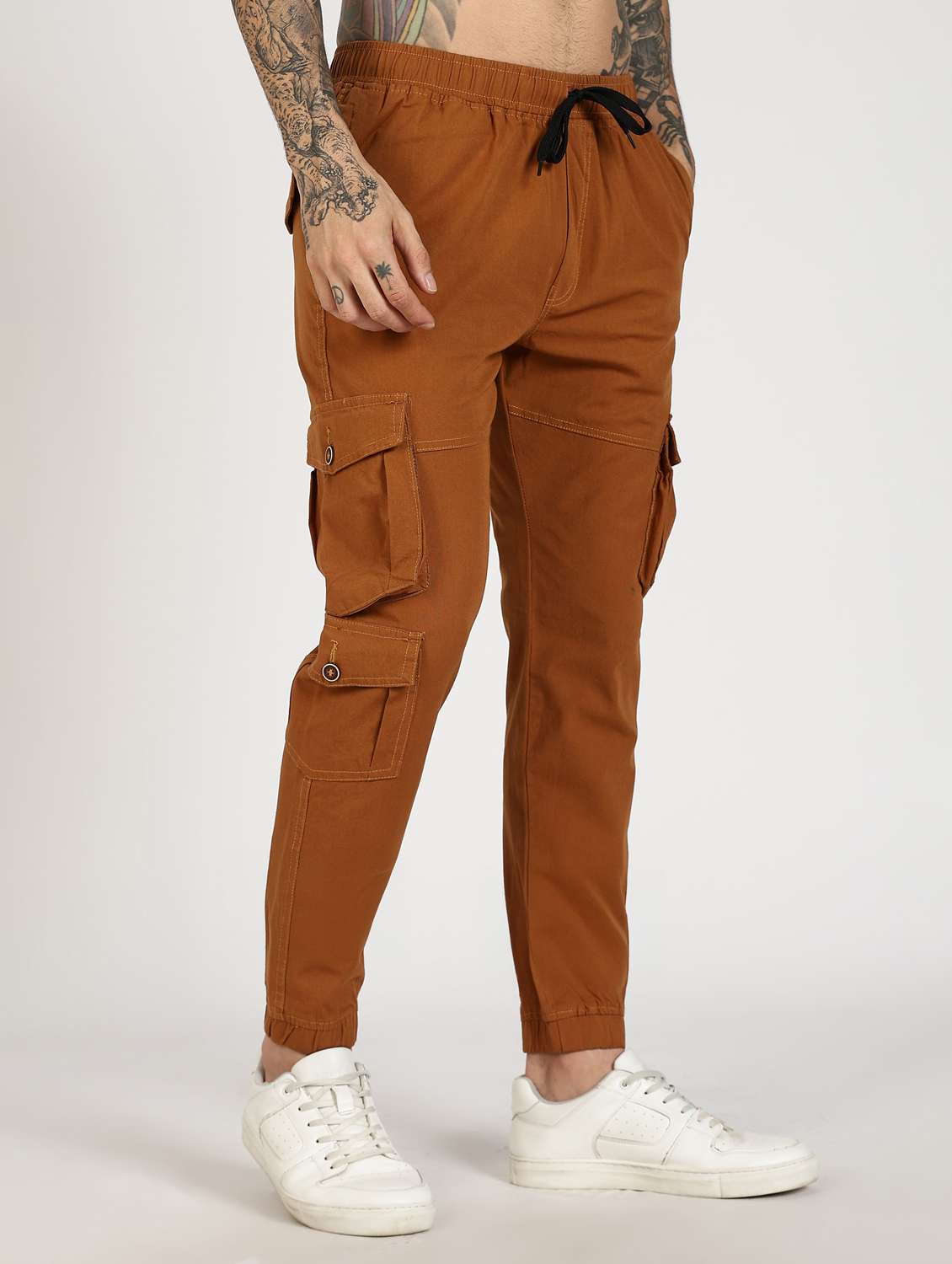 men solid mid rise regular fit jogger - 22084834 -  Standard Image - 1