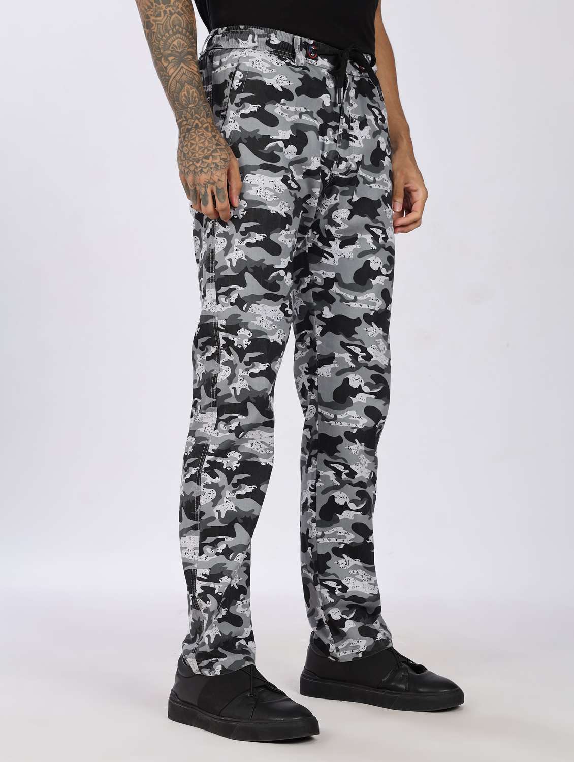 men camouflage mid rise chinos casual trouser - 22084857 -  Standard Image - 1