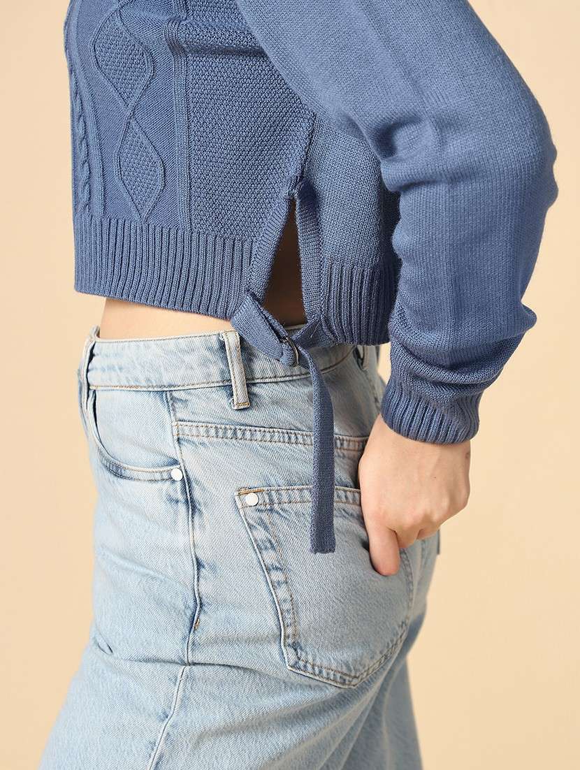 women self designed long sleeve crop pullover - 22085208 - Standard Image - 4
