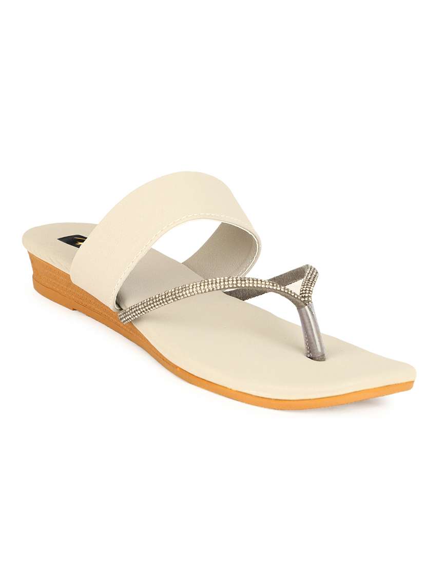 women solid slip on flat sandals - 22085250 - Zoom Image - 0