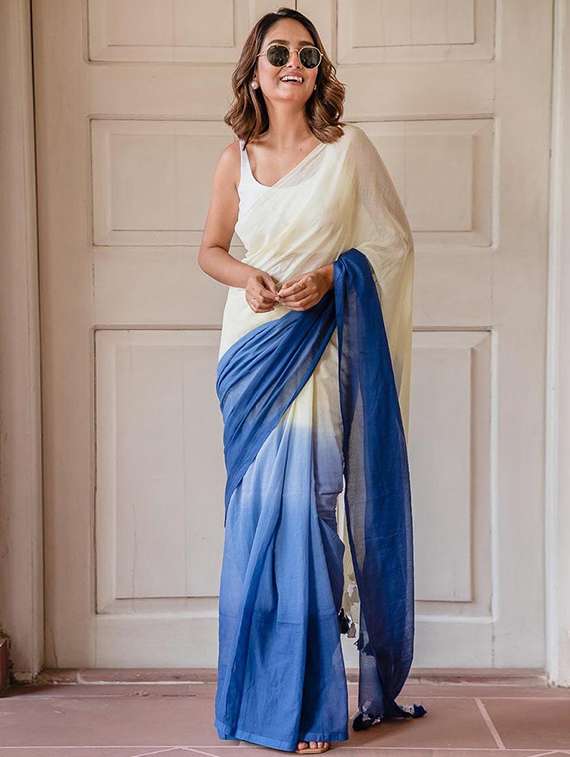 women tie & dye printed saree with blouse