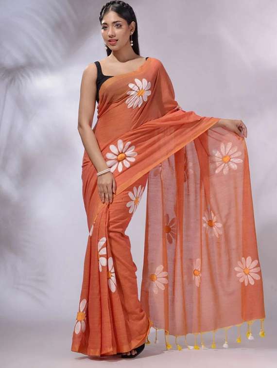women floral printed saree with blouse - 22085879 -  Standard Image - 1