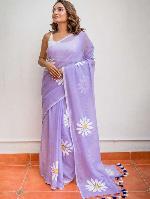women floral printed saree with blouse - 22085883 -  Standard Image - 0