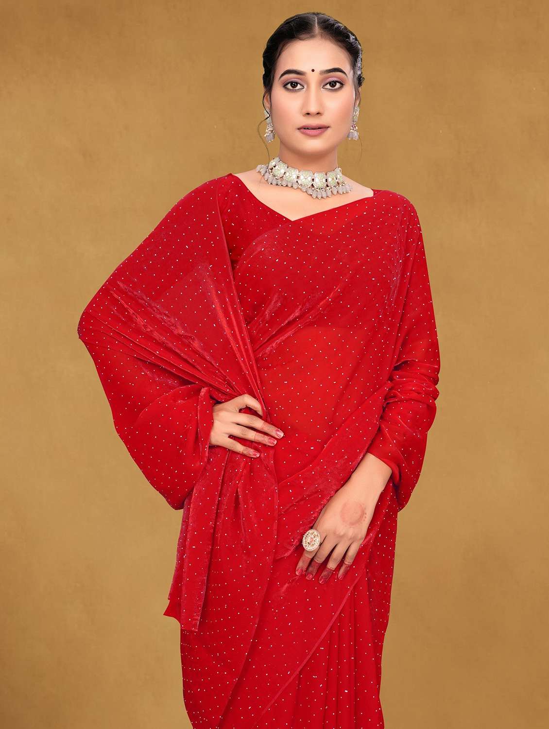 women solid with work embellished saree with blouse - 22085902 -  Standard Image - 1