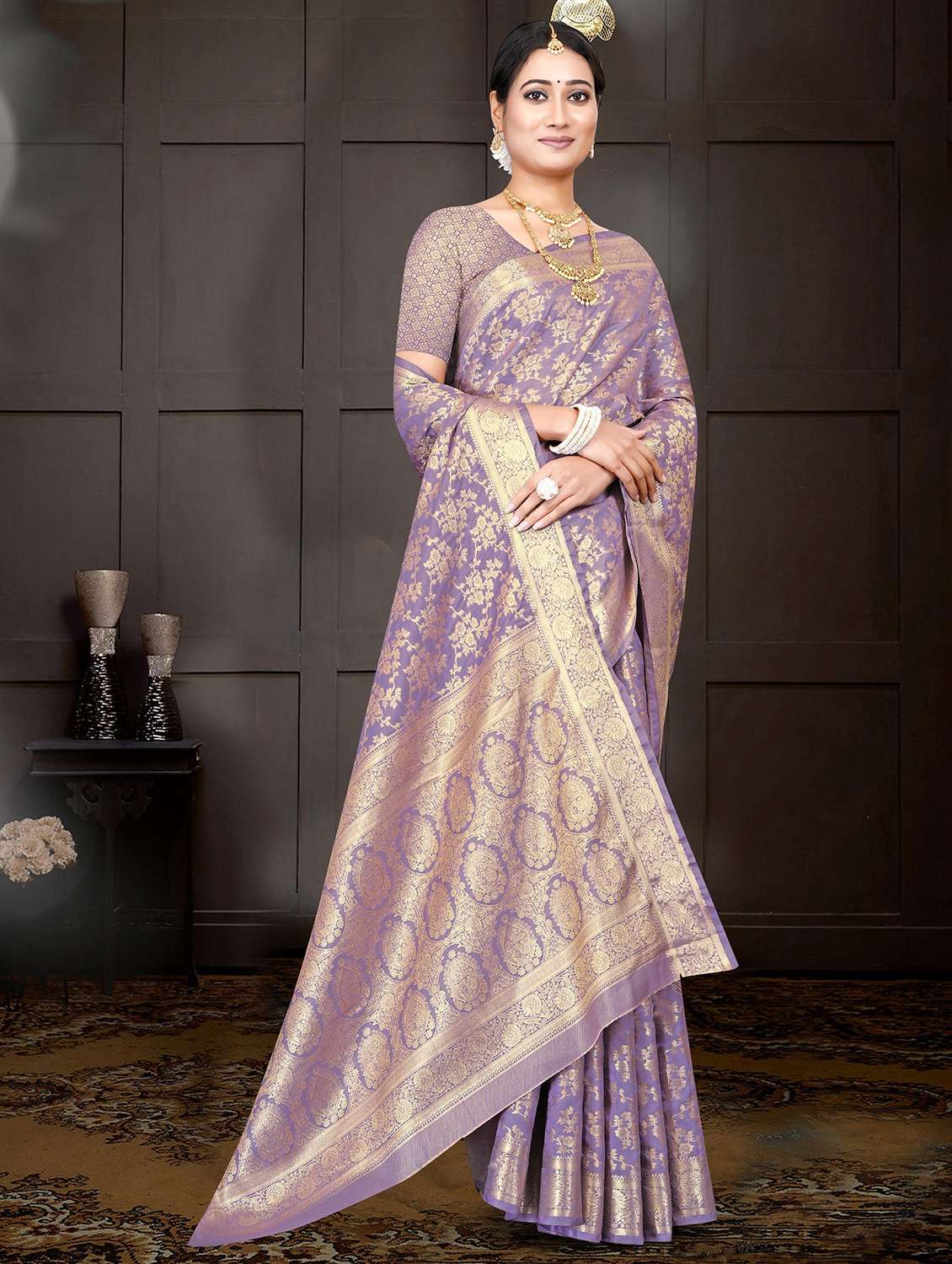 women self design banarasi saree with blouse - 22085906 -  Standard Image - 1