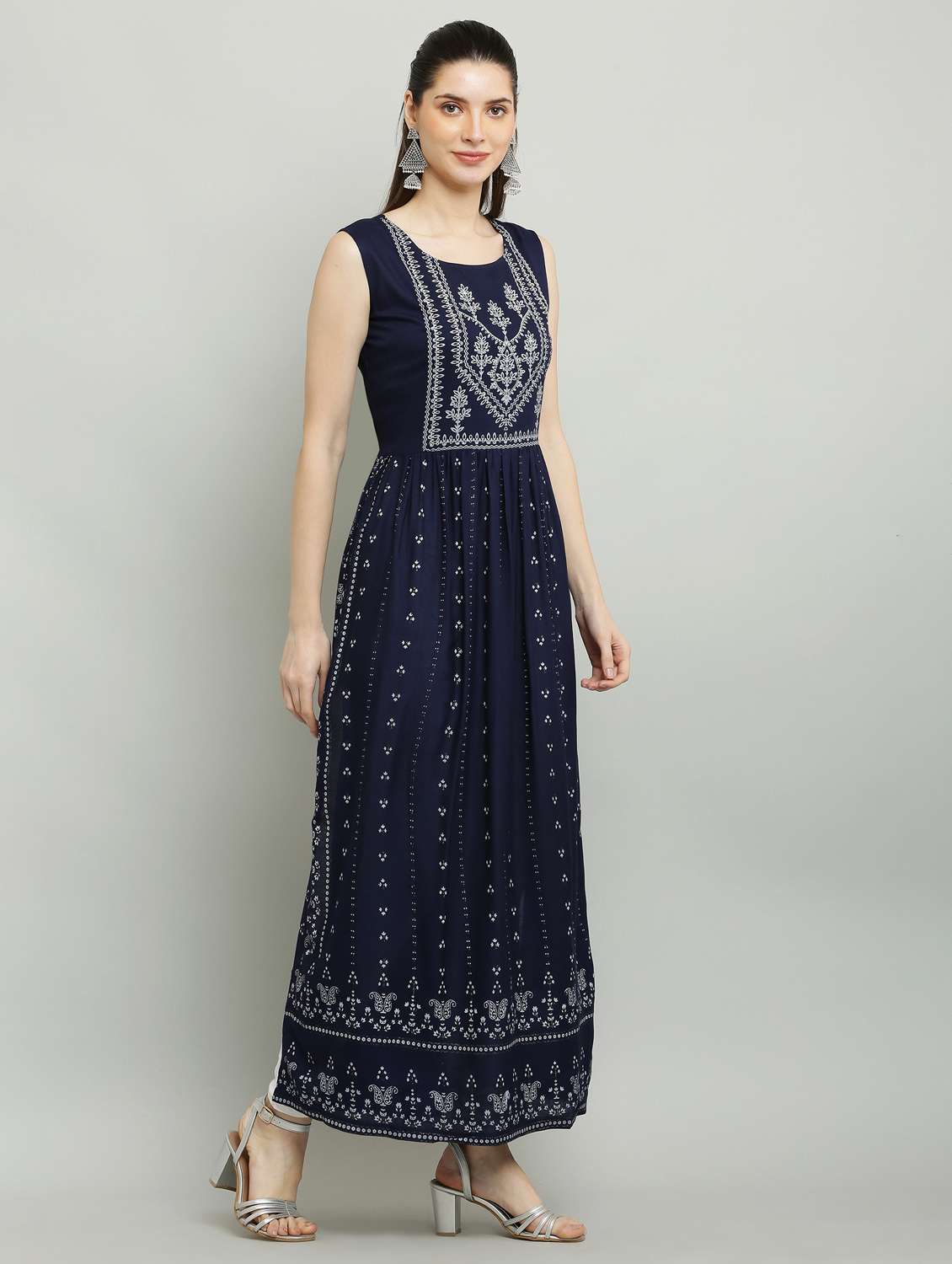 women printed sleeveless a-line kurta - 22085959 - Standard Image - 4