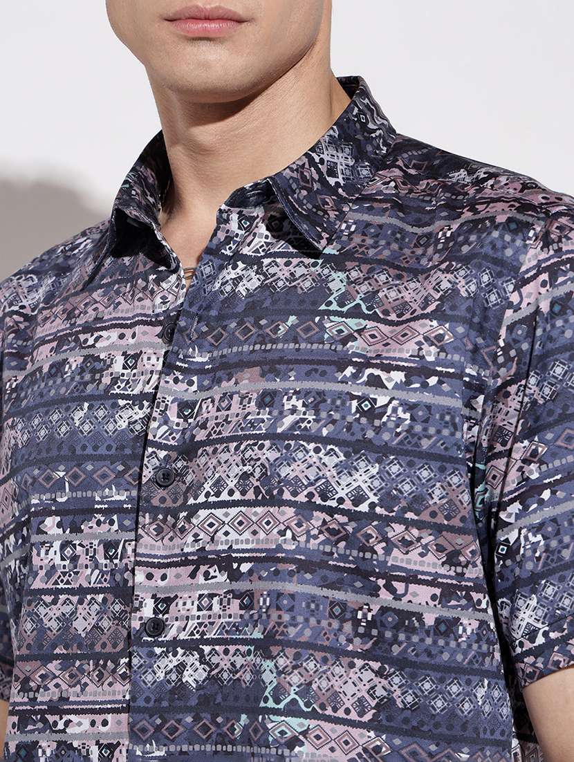 men printed short sleeve regular fit casual shirt - 22086079 -  Standard Image - 6